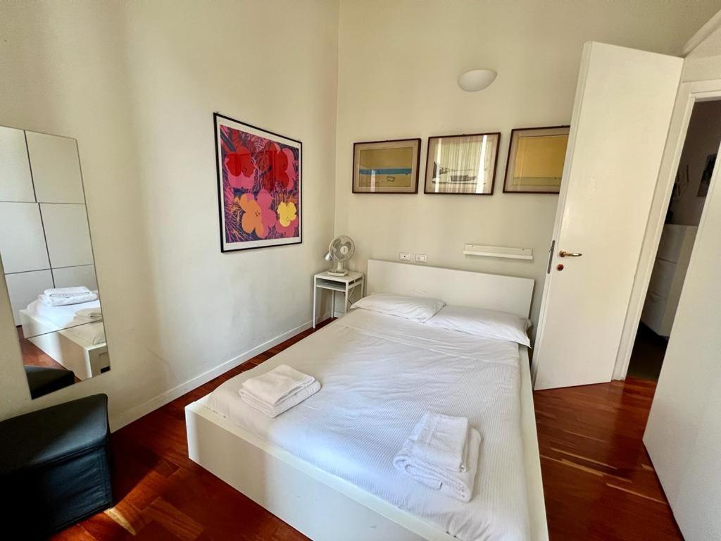 Ticinese 38 - Incantevole Appartamento Nel Centro Milano Eksteriør billede
