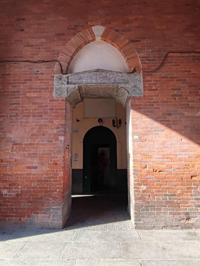 Ticinese 38 - Incantevole Appartamento Nel Centro Milano Eksteriør billede